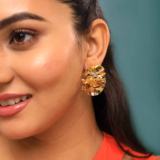 Buy Elegant Crumpled Flower-Shaped Earring for Her | Hamesa